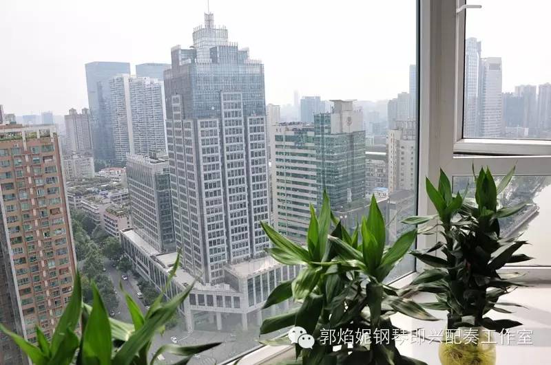 郭焰妮钢琴即兴配奏工作室2018年寒期钢琴即兴配奏（弹唱）集训招生快讯