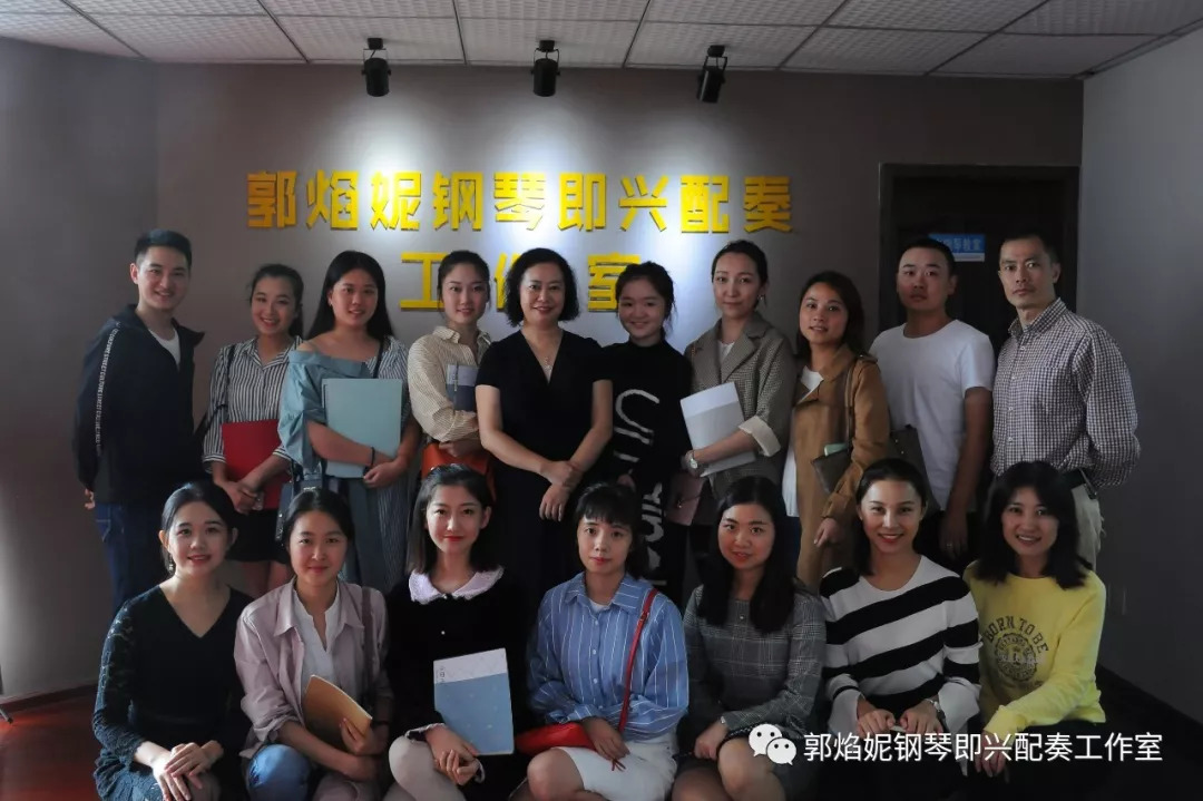 新的学期，新的起点~钢琴即兴配奏（弹唱）快乐学习又开始啦！