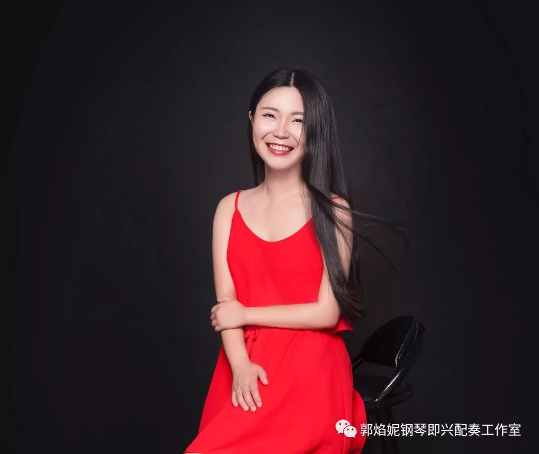 《即兴钢琴 弹唱互韵——郭焰妮钢琴即兴配奏弹唱学生音乐会(二)》即将精彩上演 《即兴钢琴 弹唱互韵——郭焰妮钢琴即兴配奏弹唱学生音乐会(二)》即将精彩上演
