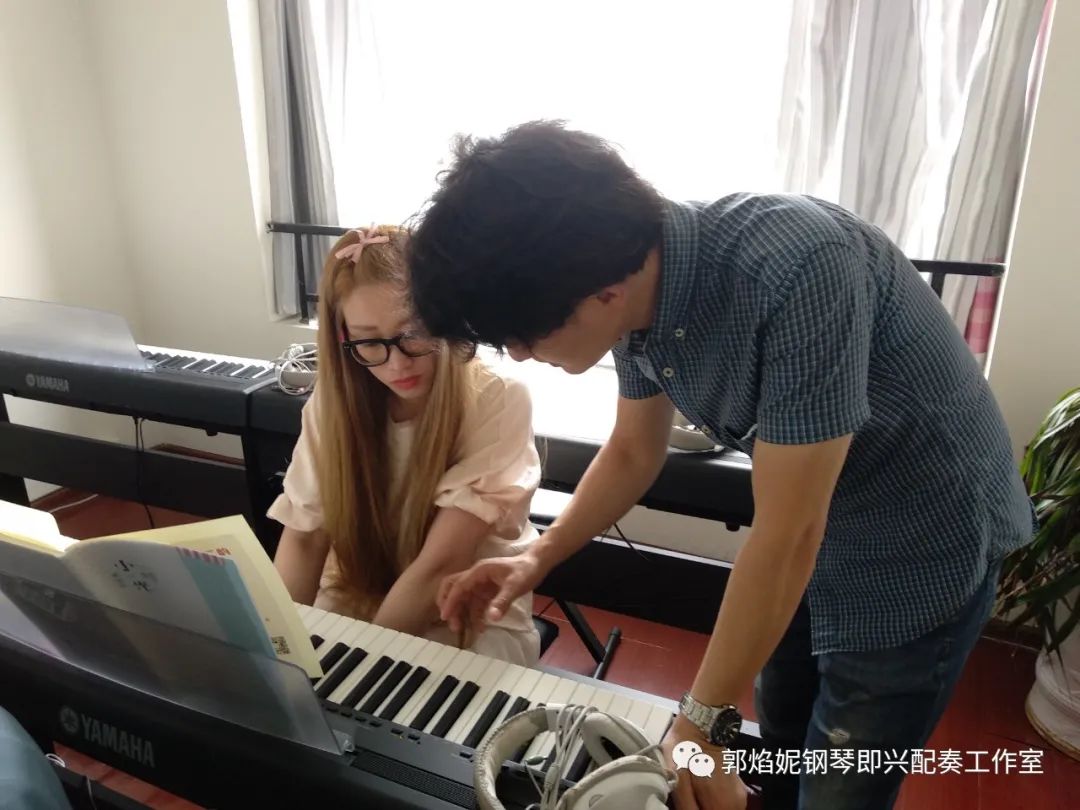 2020暑假钢琴即兴配奏与弹唱集训学习掠影（附：课堂即兴配奏弹唱视频）