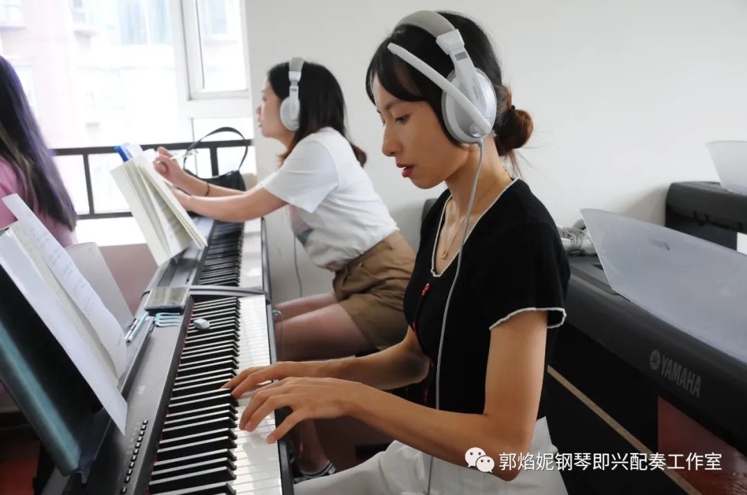 2021暑假钢琴即兴配奏与弹唱集训学习掠影（附：课堂即兴配奏弹唱视频）