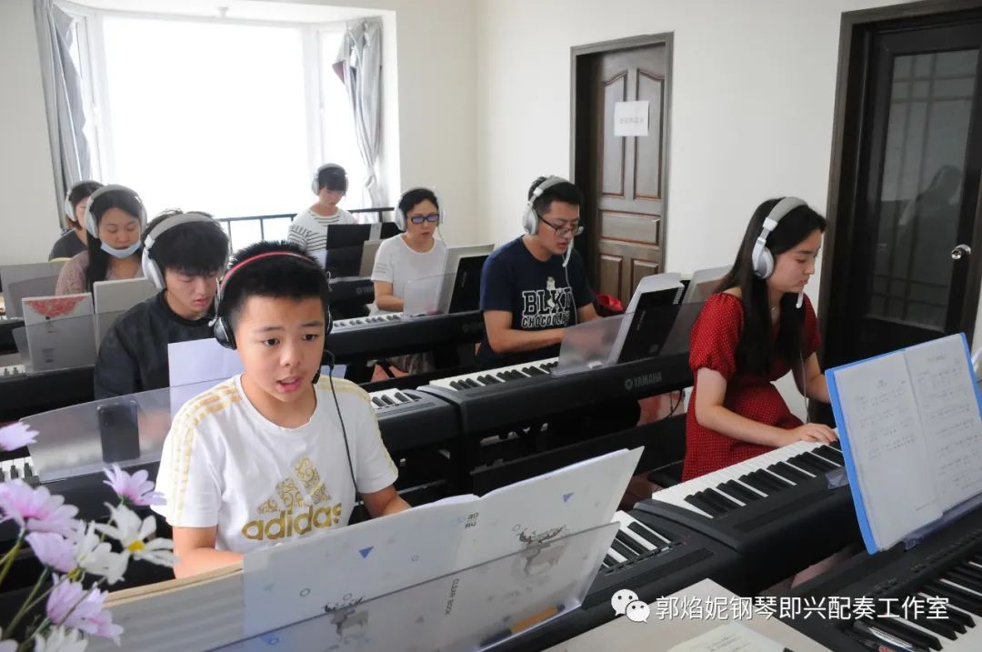2021暑假钢琴即兴配奏与弹唱集训学习掠影（附：课堂即兴配奏弹唱视频）