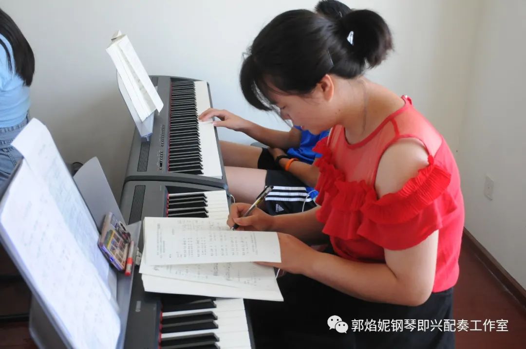 2021暑假钢琴即兴配奏与弹唱集训学习掠影（附：课堂即兴配奏弹唱视频）