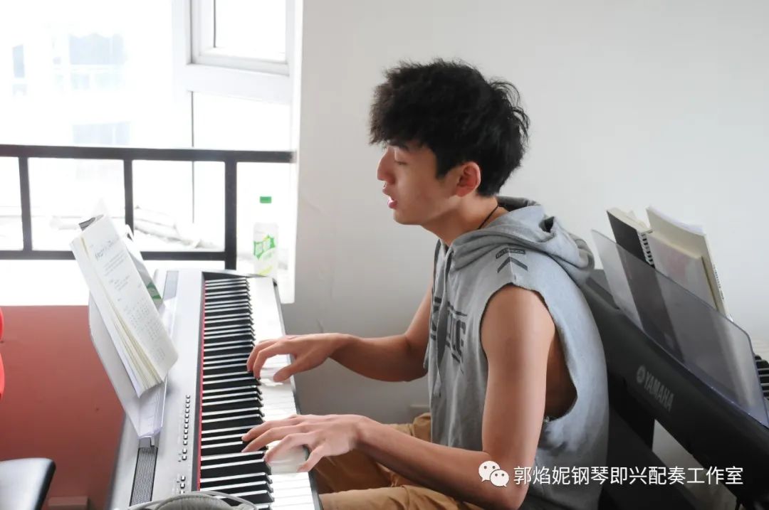2021暑假钢琴即兴配奏与弹唱集训学习掠影（附：课堂即兴配奏弹唱视频）