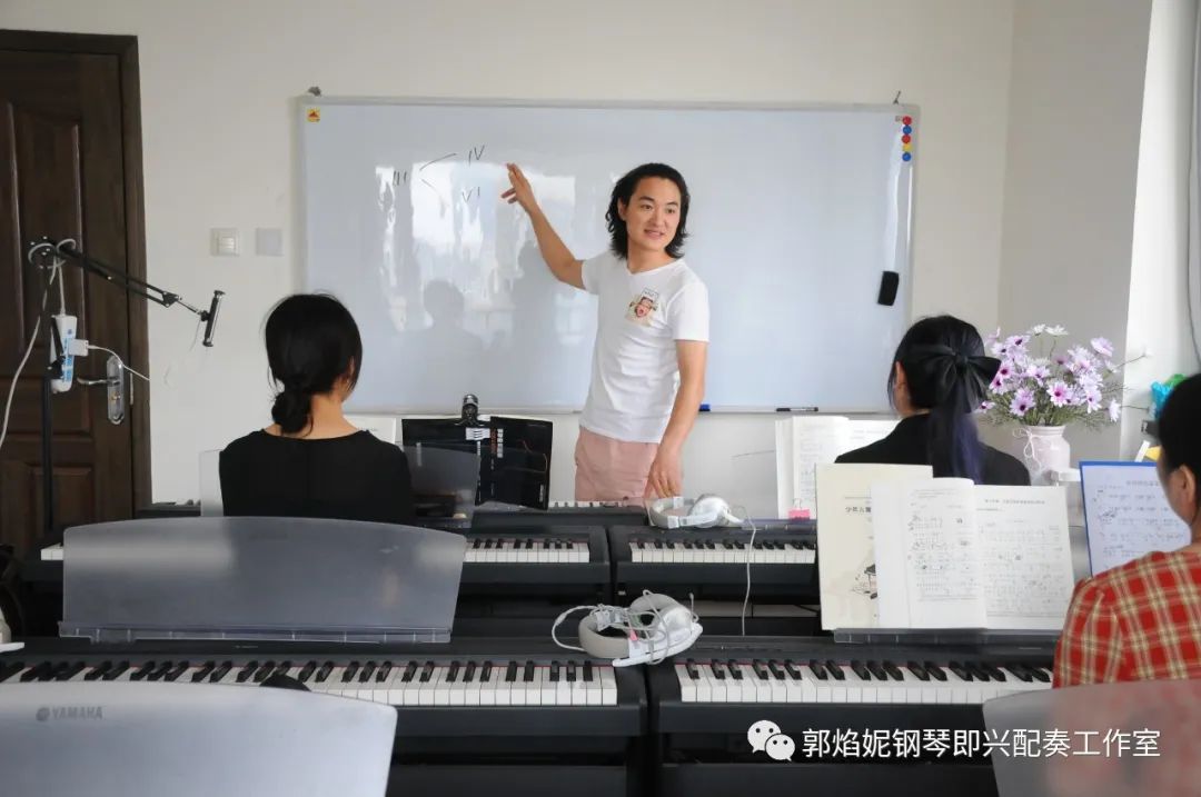 2021暑假钢琴即兴配奏与弹唱集训学习掠影（附：课堂即兴配奏弹唱视频）